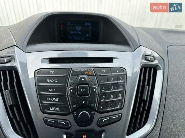 Білий Форд Транзит Кастом, об'ємом двигуна 2.2 л та пробігом 235 тис. км за 13250 $, фото 44 на Automoto.ua