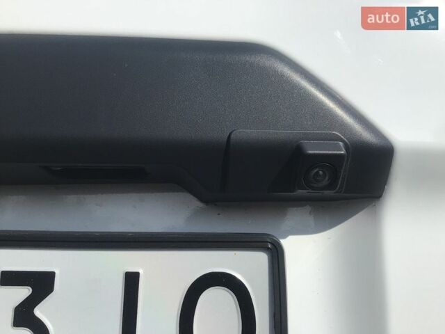 Білий Форд Транзит Кастом, об'ємом двигуна 2.2 л та пробігом 309 тис. км за 8900 $, фото 12 на Automoto.ua