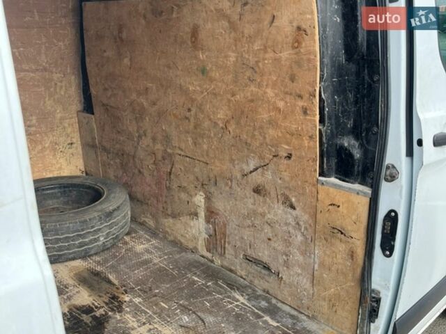 Белый Форд Транзит Кастом, объемом двигателя 2.2 л и пробегом 335 тыс. км за 10500 $, фото 24 на Automoto.ua