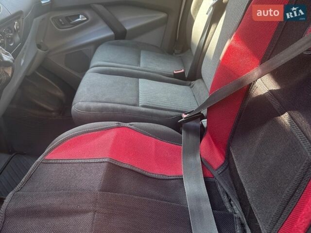 Белый Форд Транзит Кастом, объемом двигателя 2.2 л и пробегом 307 тыс. км за 12900 $, фото 7 на Automoto.ua