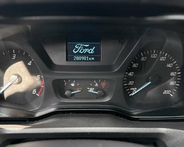 Белый Форд Транзит Кастом, объемом двигателя 2.2 л и пробегом 280 тыс. км за 15500 $, фото 8 на Automoto.ua