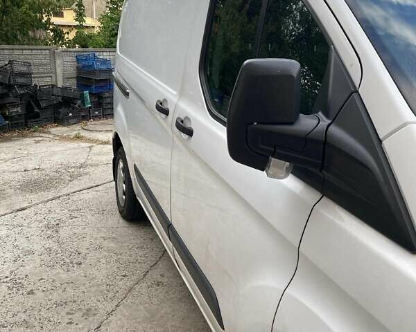 Белый Форд Транзит Кастом, объемом двигателя 2.2 л и пробегом 192 тыс. км за 11200 $, фото 3 на Automoto.ua