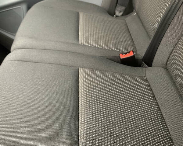 Белый Форд Транзит Кастом, объемом двигателя 2.2 л и пробегом 245 тыс. км за 10500 $, фото 18 на Automoto.ua