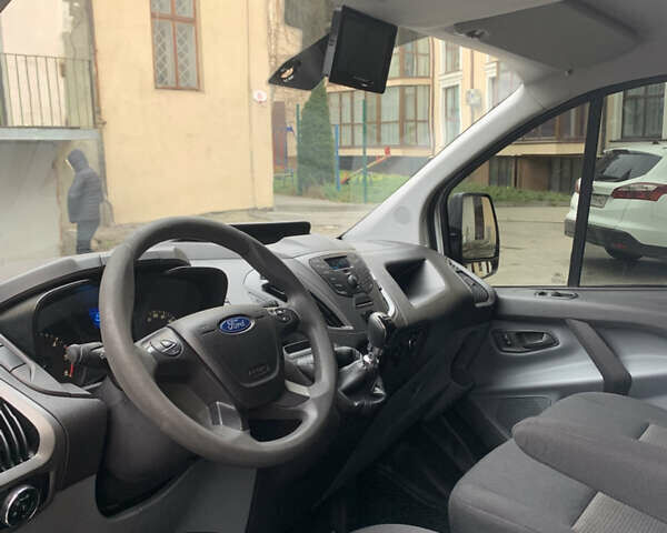 Белый Форд Транзит Кастом, объемом двигателя 2.2 л и пробегом 245 тыс. км за 10500 $, фото 28 на Automoto.ua