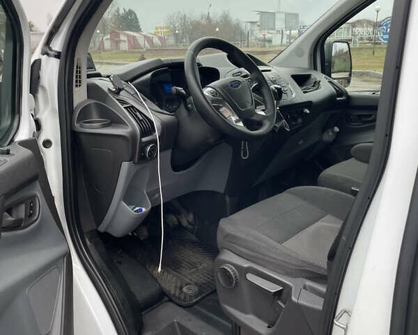 Білий Форд Транзит Кастом, об'ємом двигуна 2.2 л та пробігом 280 тис. км за 12800 $, фото 13 на Automoto.ua