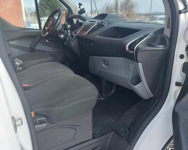 Білий Форд Транзит Кастом, об'ємом двигуна 2.2 л та пробігом 270 тис. км за 10800 $, фото 5 на Automoto.ua