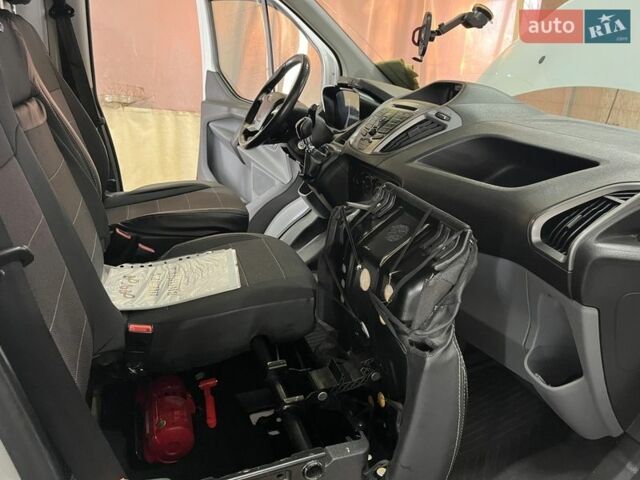 Белый Форд Транзит Кастом, объемом двигателя 2.2 л и пробегом 320 тыс. км за 12000 $, фото 13 на Automoto.ua