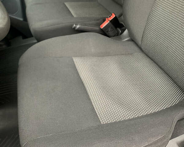 Белый Форд Транзит Кастом, объемом двигателя 2.2 л и пробегом 245 тыс. км за 10500 $, фото 20 на Automoto.ua