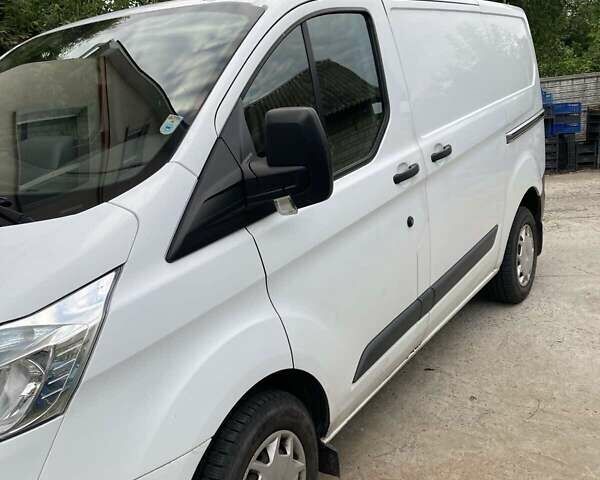 Белый Форд Транзит Кастом, объемом двигателя 2.2 л и пробегом 192 тыс. км за 11200 $, фото 4 на Automoto.ua