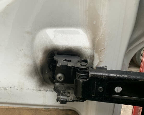 Белый Форд Транзит Кастом, объемом двигателя 2.2 л и пробегом 245 тыс. км за 10500 $, фото 9 на Automoto.ua