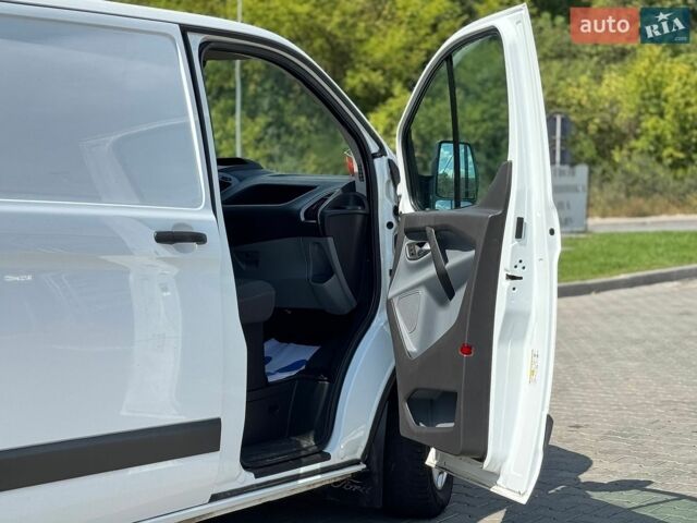 Білий Форд Транзит Кастом, об'ємом двигуна 2 л та пробігом 306 тис. км за 12500 $, фото 16 на Automoto.ua