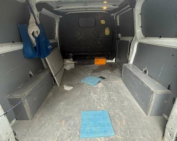 Белый Форд Транзит Кастом, объемом двигателя 2.2 л и пробегом 266 тыс. км за 16500 $, фото 9 на Automoto.ua