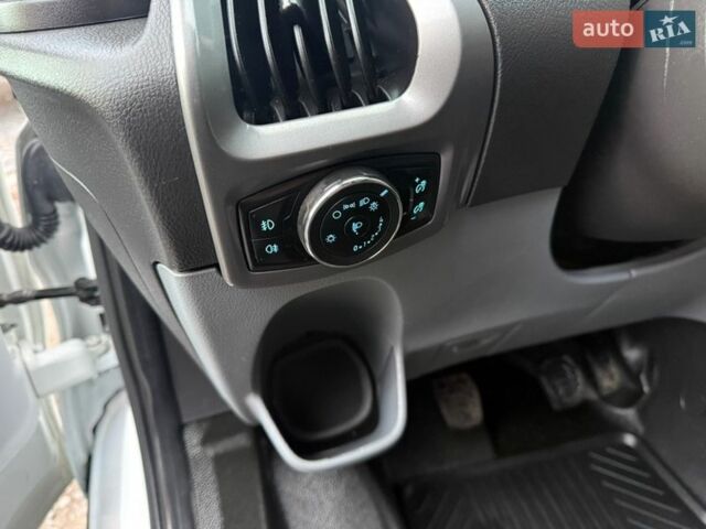 Білий Форд Транзит Кастом, об'ємом двигуна 2 л та пробігом 292 тис. км за 14300 $, фото 28 на Automoto.ua