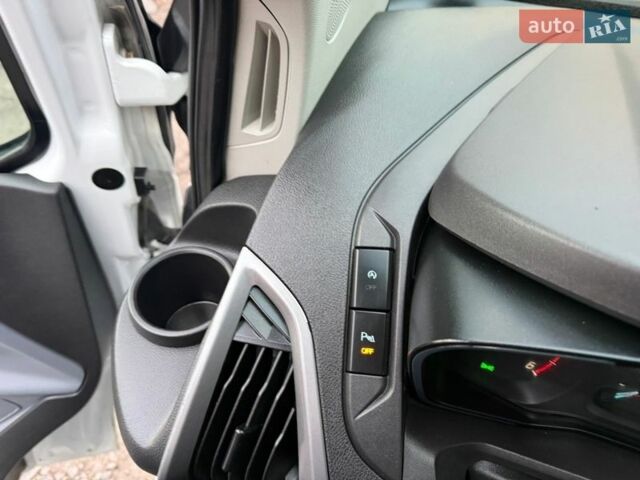 Білий Форд Транзит Кастом, об'ємом двигуна 2 л та пробігом 292 тис. км за 14300 $, фото 31 на Automoto.ua