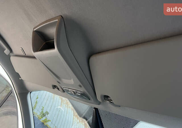 Білий Форд Транзит Кастом, об'ємом двигуна 2.2 л та пробігом 278 тис. км за 13900 $, фото 9 на Automoto.ua