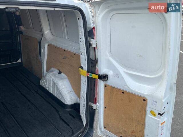 Белый Форд Транзит Кастом, объемом двигателя 2.2 л и пробегом 309 тыс. км за 16000 $, фото 12 на Automoto.ua