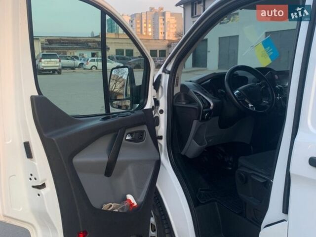 Белый Форд Транзит Кастом, объемом двигателя 2 л и пробегом 207 тыс. км за 12999 $, фото 10 на Automoto.ua