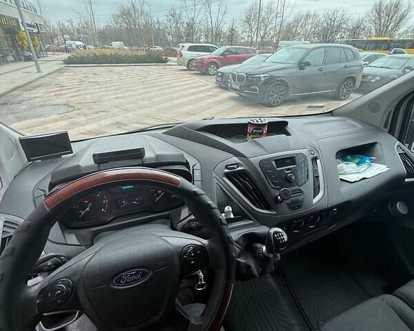 Белый Форд Транзит Кастом, объемом двигателя 2.2 л и пробегом 266 тыс. км за 16500 $, фото 5 на Automoto.ua