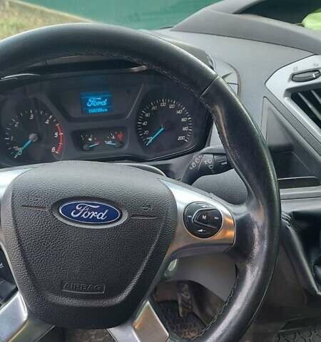 Белый Форд Транзит Кастом, объемом двигателя 2 л и пробегом 165 тыс. км за 12500 $, фото 1 на Automoto.ua