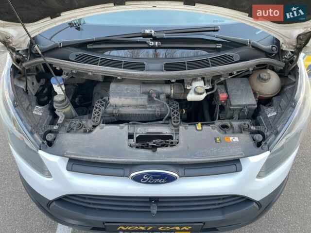 Белый Форд Транзит Кастом, объемом двигателя 2.2 л и пробегом 309 тыс. км за 16000 $, фото 31 на Automoto.ua