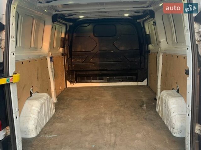 Белый Форд Транзит Кастом, объемом двигателя 2 л и пробегом 207 тыс. км за 12999 $, фото 20 на Automoto.ua
