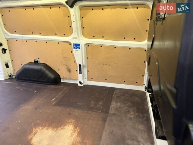 Білий Форд Транзит Кастом, об'ємом двигуна 2 л та пробігом 292 тис. км за 14300 $, фото 44 на Automoto.ua