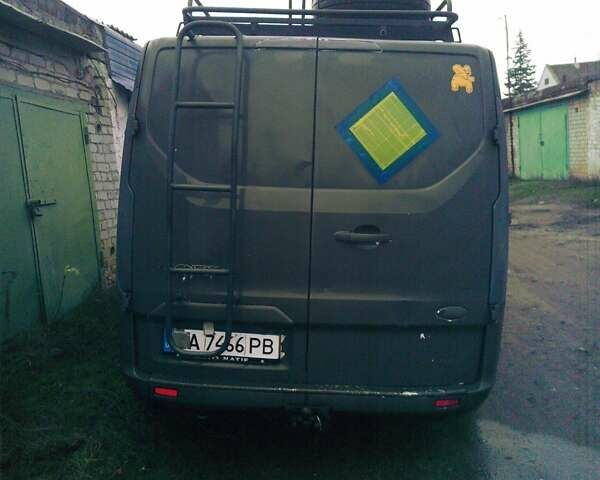 Белый Форд Транзит Кастом, объемом двигателя 2 л и пробегом 145 тыс. км за 10000 $, фото 2 на Automoto.ua