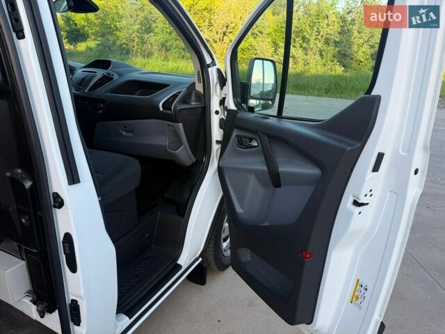 Білий Форд Транзит Кастом, об'ємом двигуна 2 л та пробігом 294 тис. км за 13700 $, фото 29 на Automoto.ua