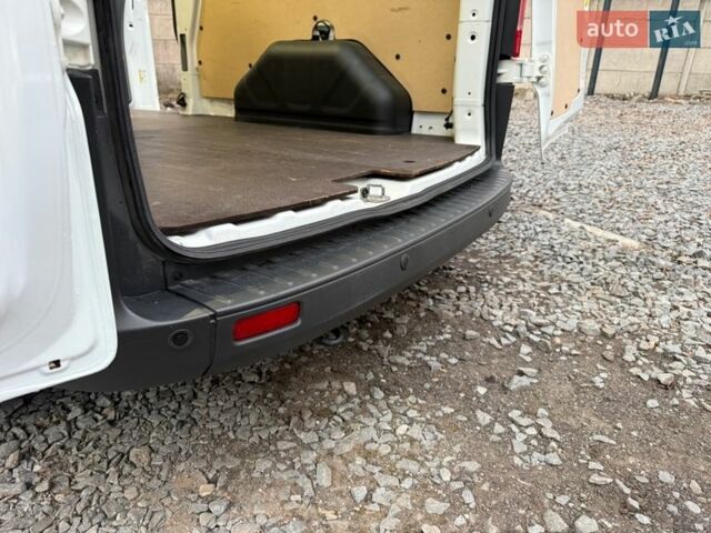 Білий Форд Транзит Кастом, об'ємом двигуна 2 л та пробігом 292 тис. км за 14300 $, фото 20 на Automoto.ua
