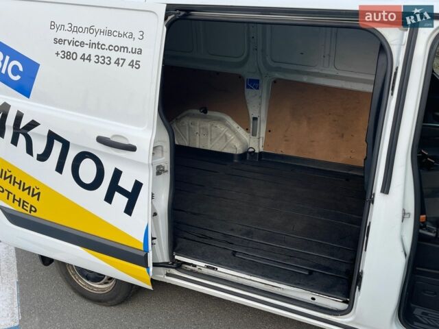 Білий Форд Транзит Кастом, об'ємом двигуна 2.2 л та пробігом 309 тис. км за 14500 $, фото 8 на Automoto.ua