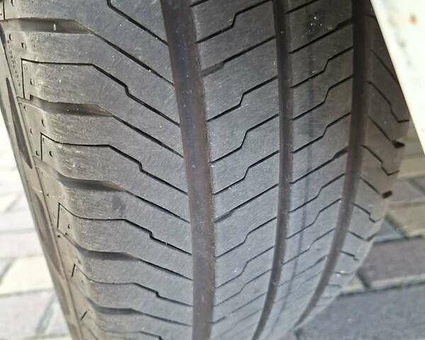 Белый Форд Транзит Кастом, объемом двигателя 2 л и пробегом 220 тыс. км за 13400 $, фото 4 на Automoto.ua