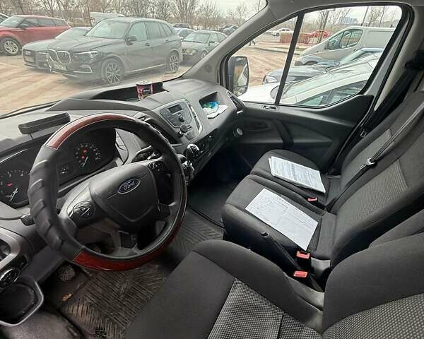 Белый Форд Транзит Кастом, объемом двигателя 2.2 л и пробегом 266 тыс. км за 16500 $, фото 6 на Automoto.ua