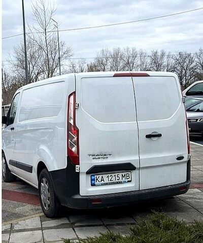 Белый Форд Транзит Кастом, объемом двигателя 2.2 л и пробегом 266 тыс. км за 15000 $, фото 1 на Automoto.ua