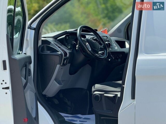 Білий Форд Транзит Кастом, об'ємом двигуна 2 л та пробігом 306 тис. км за 12500 $, фото 19 на Automoto.ua