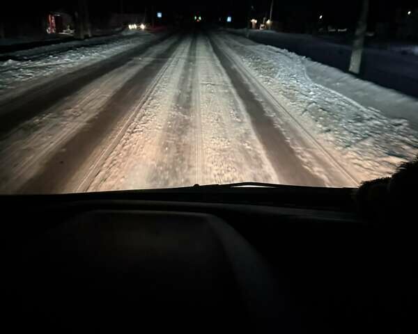 Белый Форд Транзит Кастом, объемом двигателя 2 л и пробегом 330 тыс. км за 13000 $, фото 4 на Automoto.ua