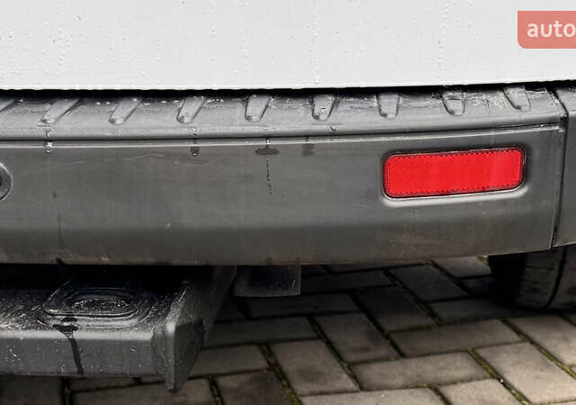 Белый Форд Транзит Кастом, объемом двигателя 0 л и пробегом 212 тыс. км за 11900 $, фото 19 на Automoto.ua