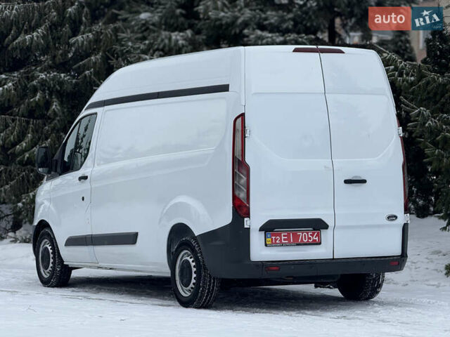 Білий Форд Транзит Кастом, об'ємом двигуна 2.2 л та пробігом 260 тис. км за 10999 $, фото 7 на Automoto.ua