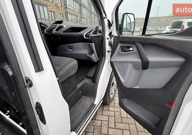 Белый Форд Транзит Кастом, объемом двигателя 0 л и пробегом 212 тыс. км за 11900 $, фото 16 на Automoto.ua