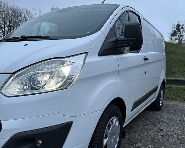 Білий Форд Транзит Кастом, об'ємом двигуна 2 л та пробігом 240 тис. км за 13000 $, фото 3 на Automoto.ua