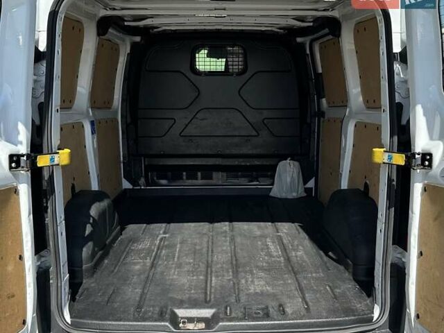 Білий Форд Транзит Кастом, об'ємом двигуна 2 л та пробігом 240 тис. км за 13000 $, фото 6 на Automoto.ua