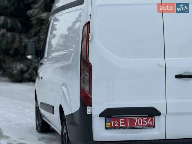 Білий Форд Транзит Кастом, об'ємом двигуна 2.2 л та пробігом 260 тис. км за 10999 $, фото 12 на Automoto.ua