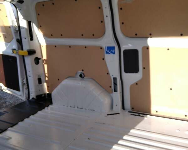 Білий Форд Транзит Кастом, об'ємом двигуна 2 л та пробігом 270 тис. км за 14500 $, фото 17 на Automoto.ua