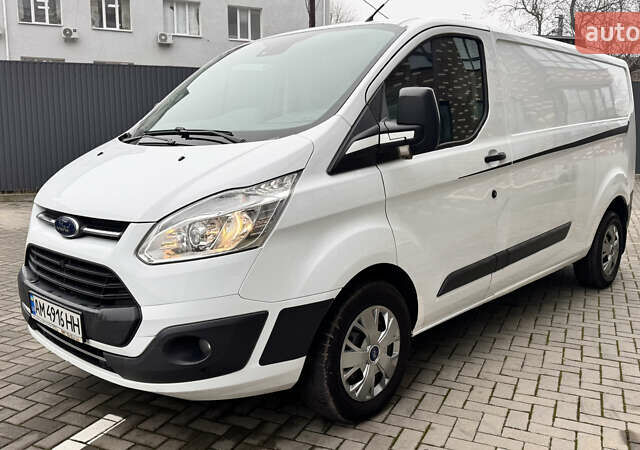 Белый Форд Транзит Кастом, объемом двигателя 0 л и пробегом 212 тыс. км за 11900 $, фото 1 на Automoto.ua