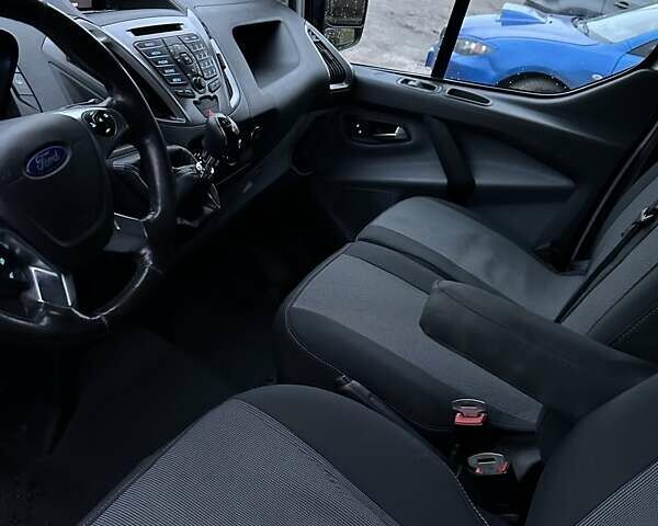 Білий Форд Транзит Кастом, об'ємом двигуна 2 л та пробігом 240 тис. км за 13000 $, фото 7 на Automoto.ua