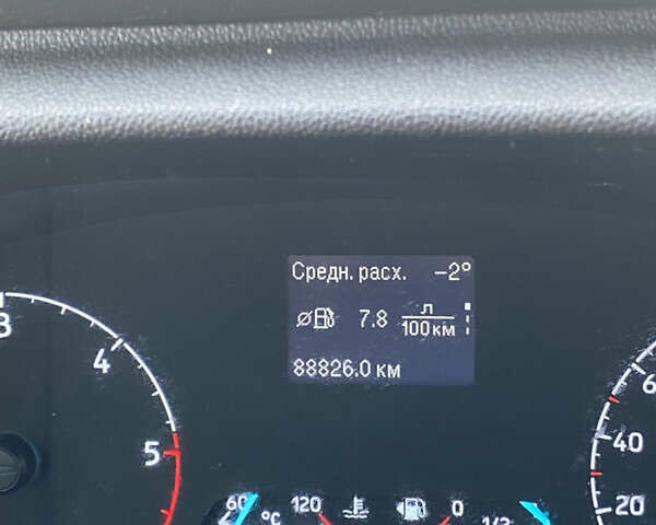 Белый Форд Транзит Кастом, объемом двигателя 2 л и пробегом 90 тыс. км за 16500 $, фото 5 на Automoto.ua