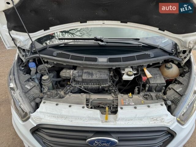 Білий Форд Транзит Кастом, об'ємом двигуна 2 л та пробігом 250 тис. км за 18500 $, фото 3 на Automoto.ua