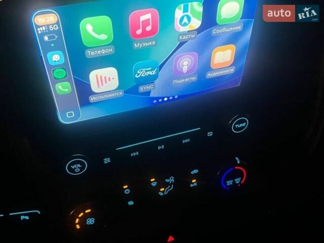 Білий Форд Транзит Кастом, об'ємом двигуна 2 л та пробігом 179 тис. км за 15400 $, фото 5 на Automoto.ua