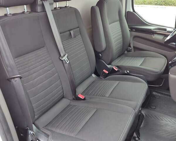 Белый Форд Транзит Кастом, объемом двигателя 2 л и пробегом 166 тыс. км за 16999 $, фото 71 на Automoto.ua