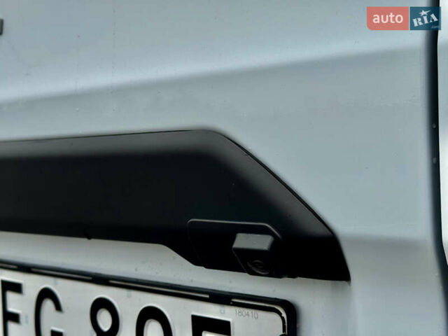 Білий Форд Транзит Кастом, об'ємом двигуна 2 л та пробігом 219 тис. км за 15750 $, фото 13 на Automoto.ua