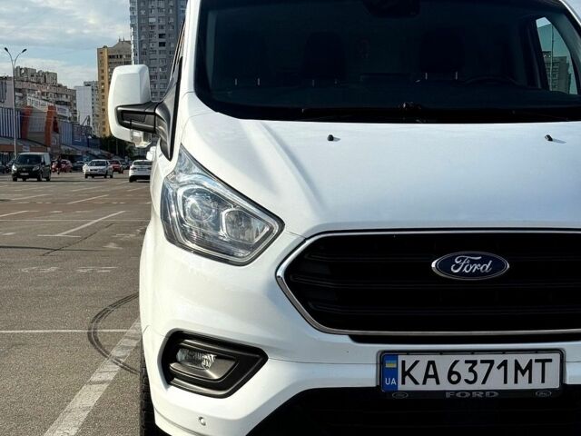 Белый Форд Транзит Кастом, объемом двигателя 2 л и пробегом 180 тыс. км за 16999 $, фото 3 на Automoto.ua
